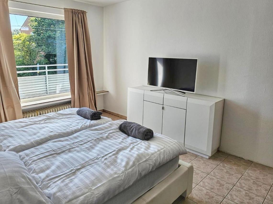2 Zimmer Apartment Mit Balkon Wuppertal Exterior photo
